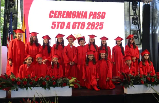 Ceremonia Elementary a Middle School